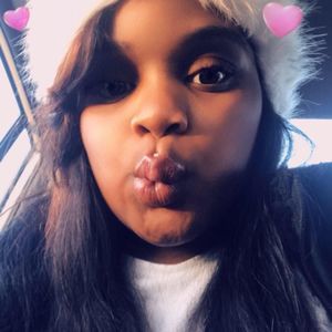 Meet your Posher, Joy